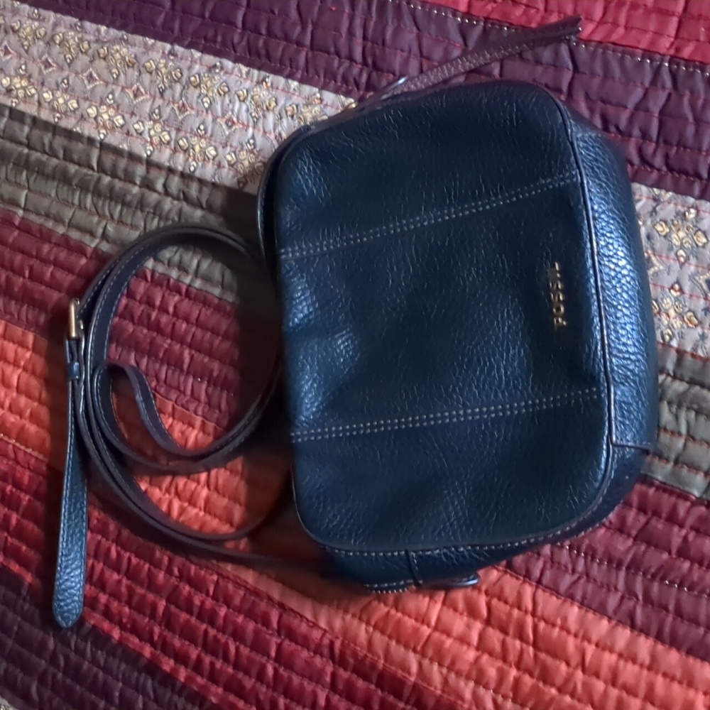 FOSSIL* Gemma genuine pebbled leather crossbody bag adj. Strap, zipper closure